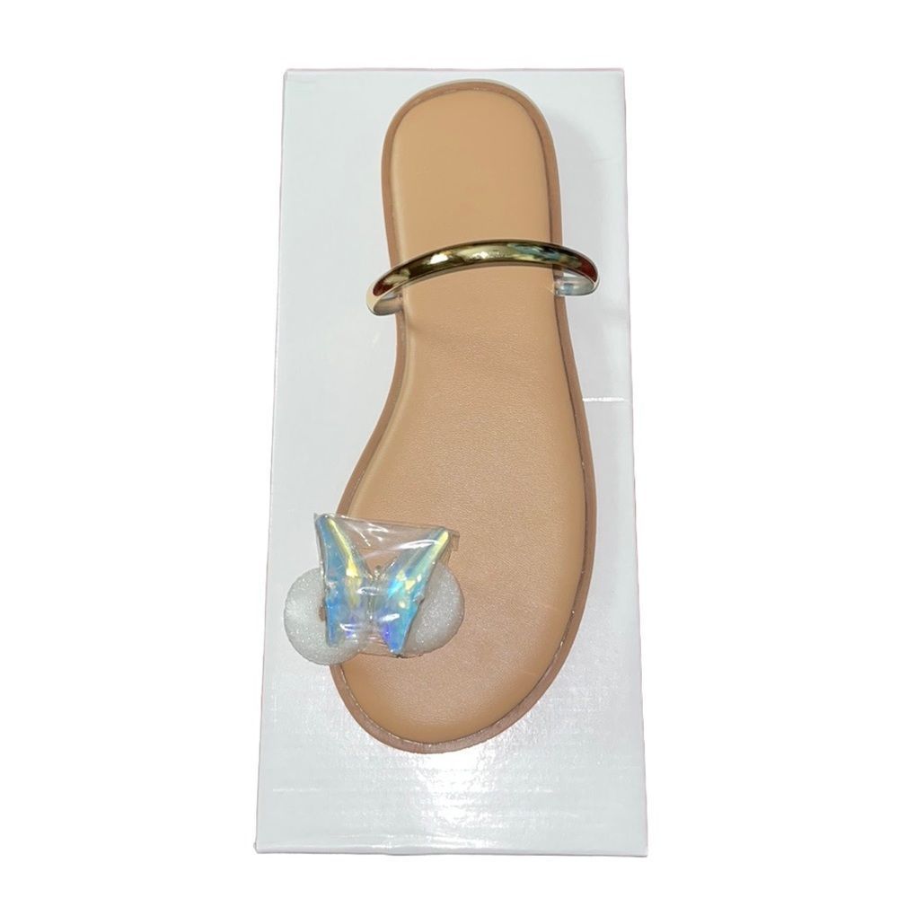 𝅺SHEIN Butterfly toe decorated sandals with gold strap across foot